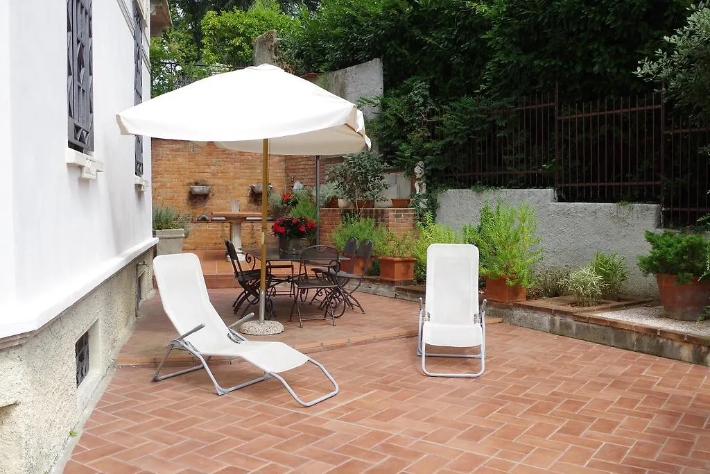 Bed & Breakfast Villa Puccini Venegono Superiore Italien