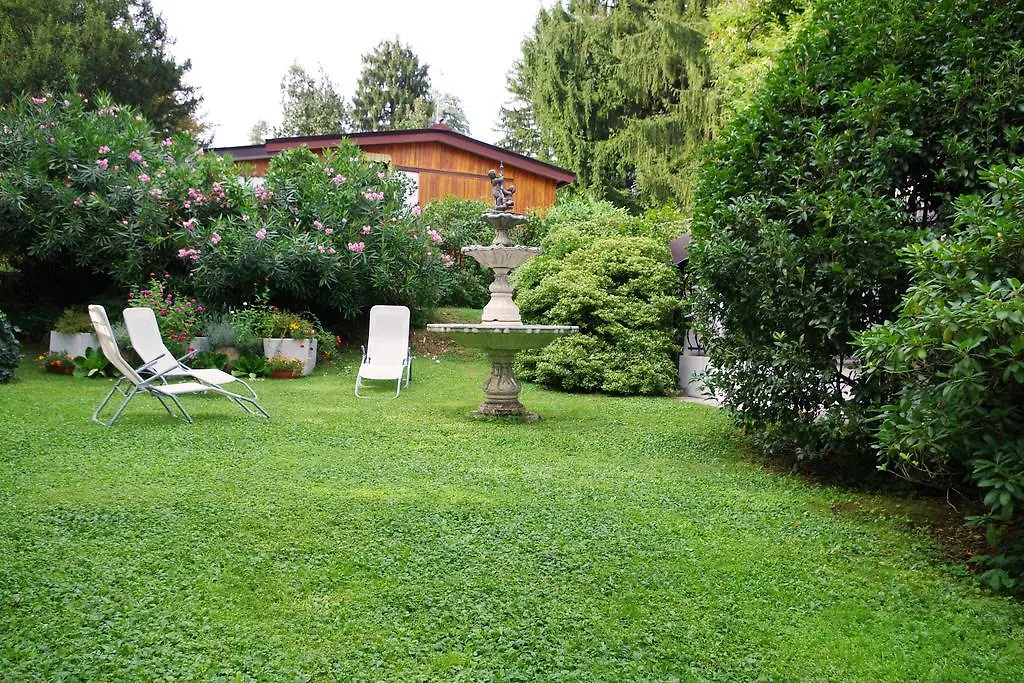 Villa Puccini Venegono Superiore Bed & Breakfast